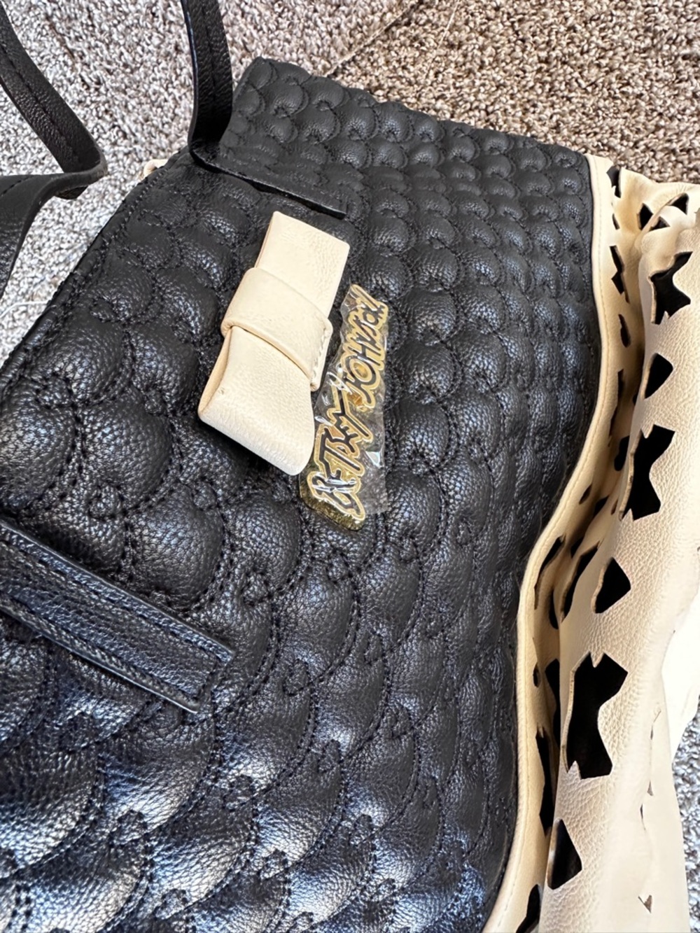 Betsey Johnson Black & Cream Heart Bow Tote - Picture 7 of 7